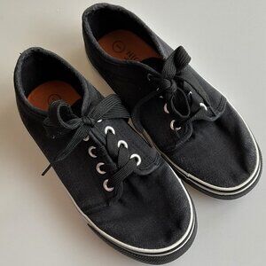 HIGHLAND OUTFITTERS BOY’S SNEAKERS